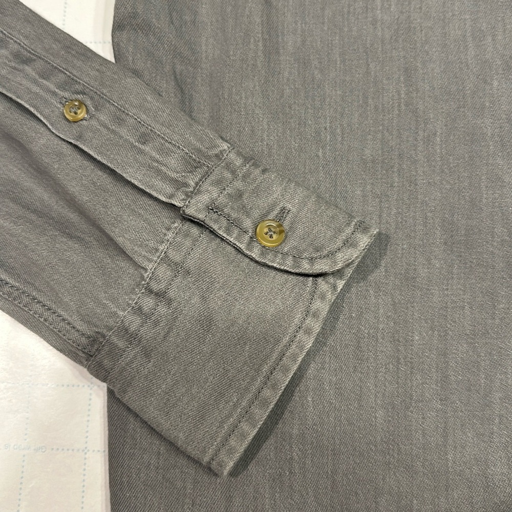 Untuckit Medium Button Down Shirt - image 3